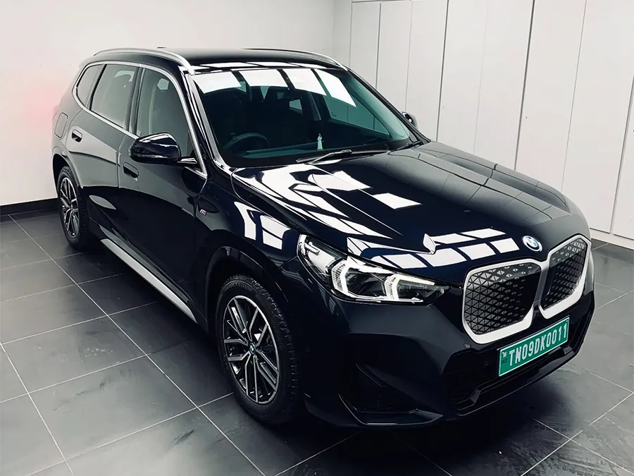 Black BMW X3 at our ECR studio